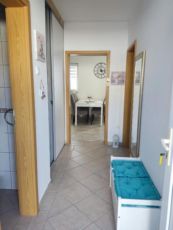 Apartmani Ima Rovanjska Luaran gambar
