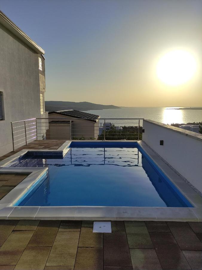 Apartmani Ima Rovanjska Luaran gambar